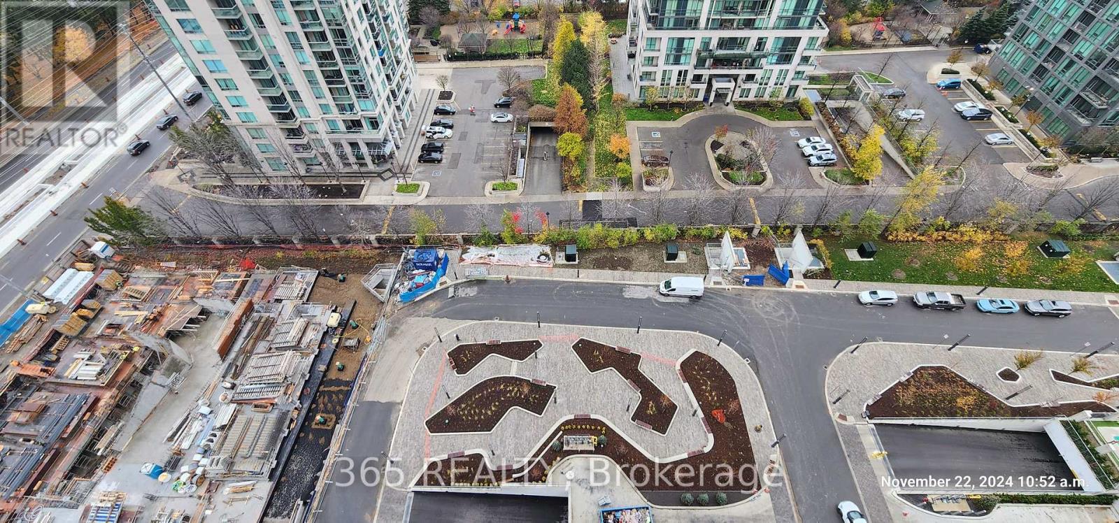 1606 - 30 Elm Drive, Mississauga, Ontario  L5B 1L9 - Photo 2 - W13162240