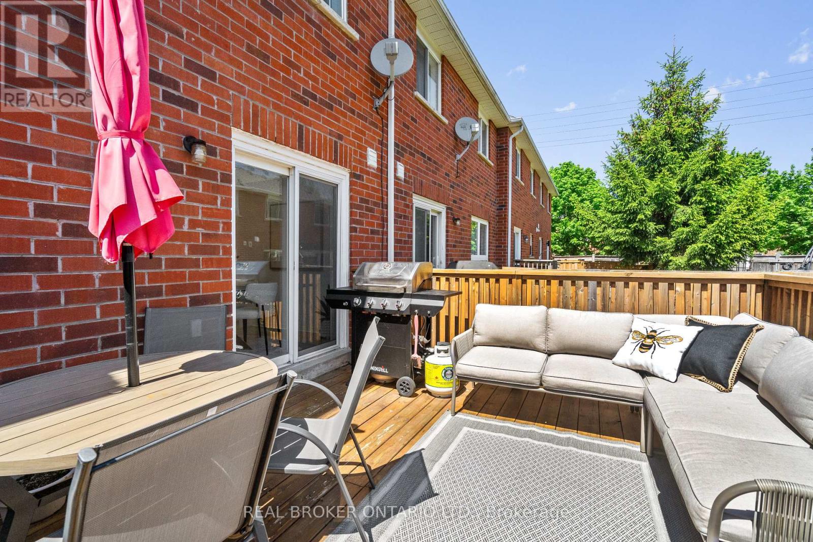 8 Dawson Crescent, Milton, Ontario  L9T 5H8 - Photo 30 - W13162244
