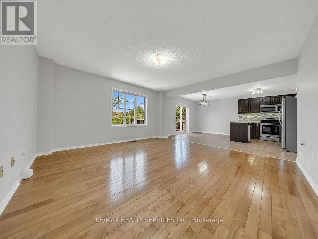 58 Queen Mary Drive, Brampton, Ontario  L7A 2K3 - Photo 10 - W13162344