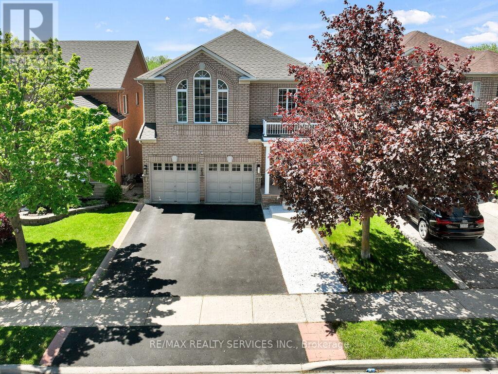 58 Queen Mary Drive, Brampton, Ontario  L7A 2K3 - Photo 3 - W13162344