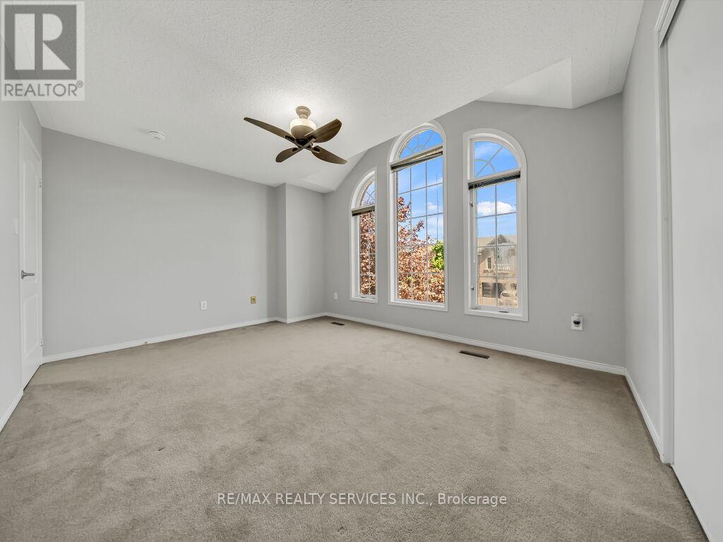 58 Queen Mary Drive, Brampton, Ontario  L7A 2K3 - Photo 33 - W13162344
