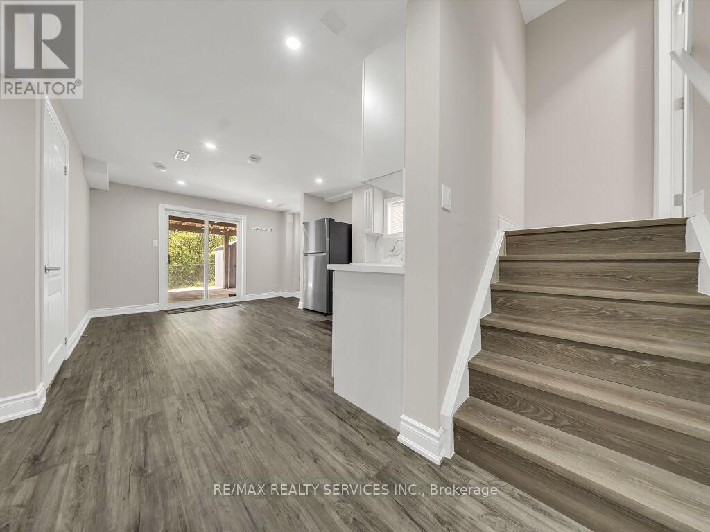 58 Queen Mary Drive, Brampton, Ontario  L7A 2K3 - Photo 35 - W13162344