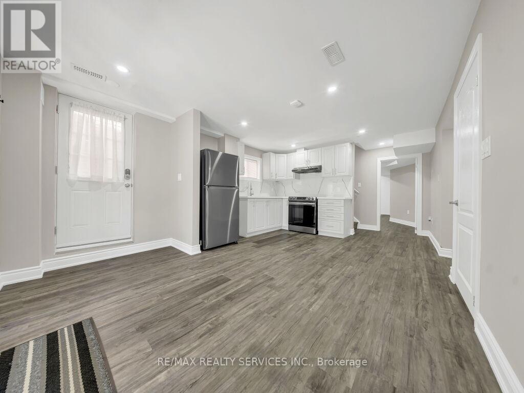 58 Queen Mary Drive, Brampton, Ontario  L7A 2K3 - Photo 37 - W13162344
