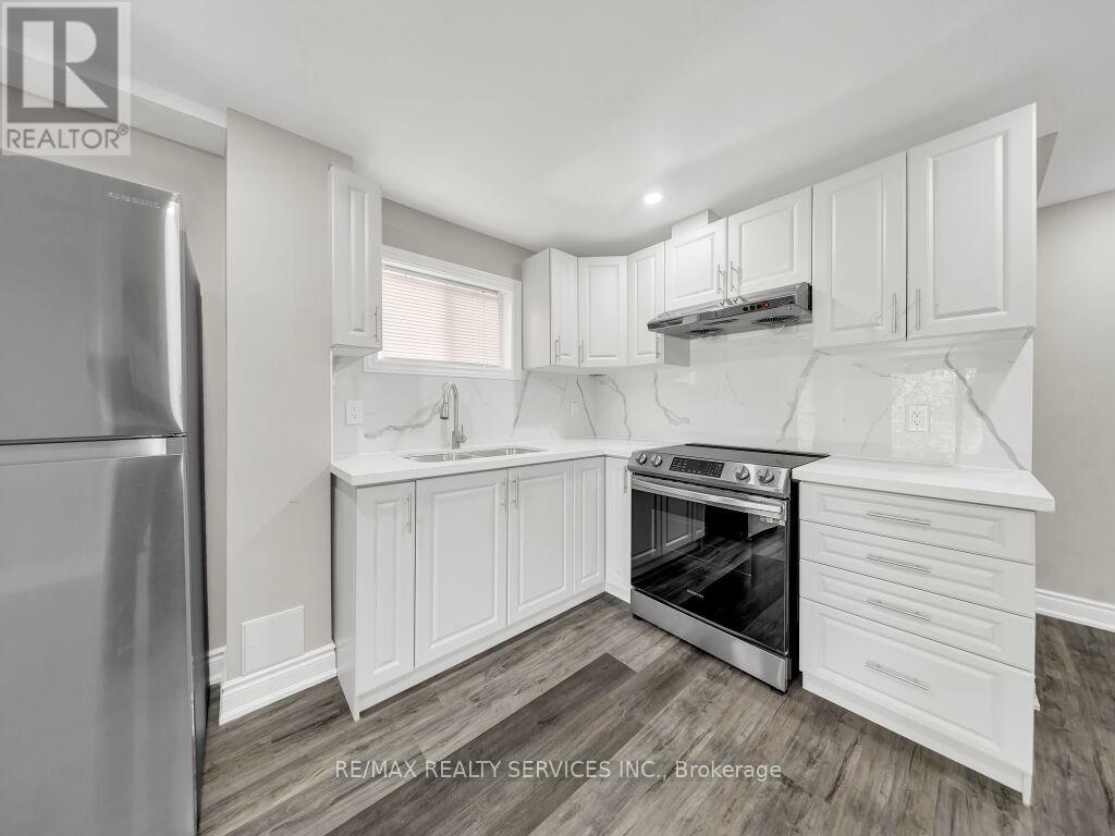58 Queen Mary Drive, Brampton, Ontario  L7A 2K3 - Photo 38 - W13162344