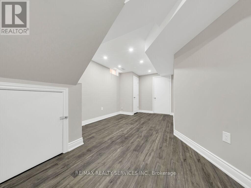 58 Queen Mary Drive, Brampton, Ontario  L7A 2K3 - Photo 39 - W13162344