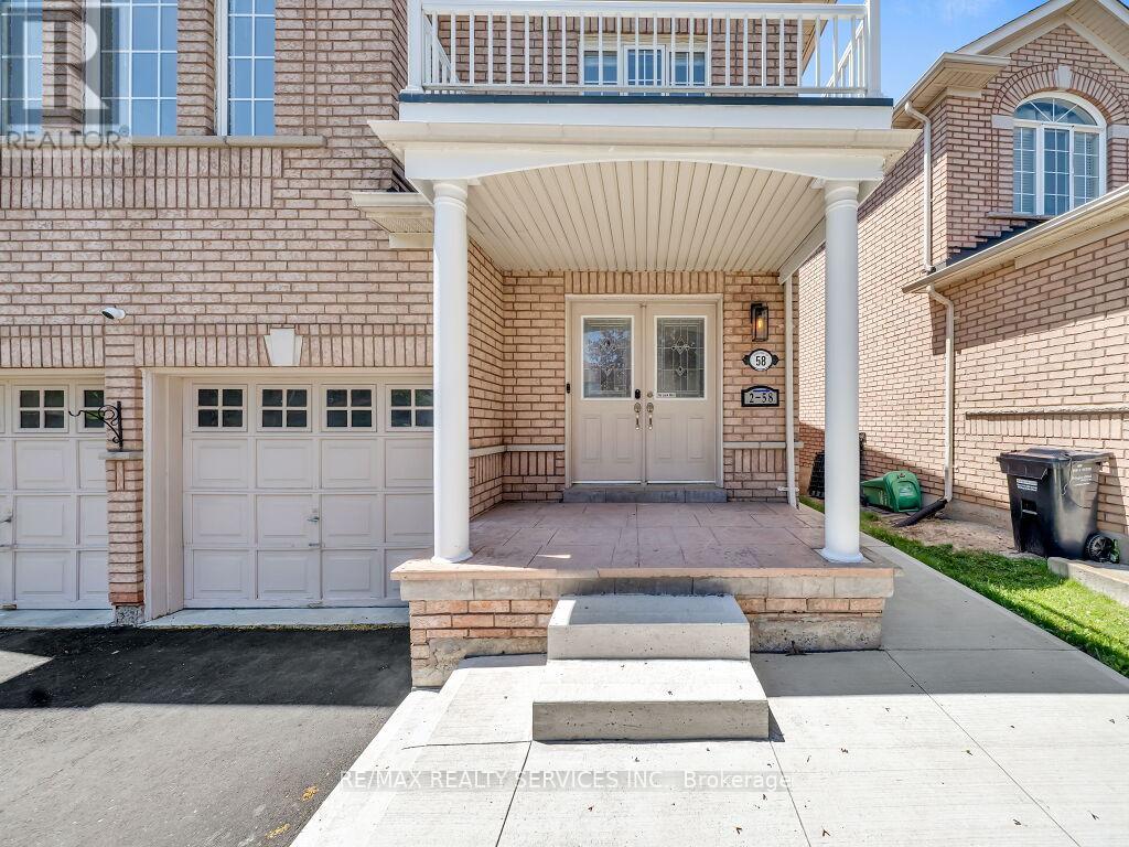 58 Queen Mary Drive, Brampton, Ontario  L7A 2K3 - Photo 5 - W13162344