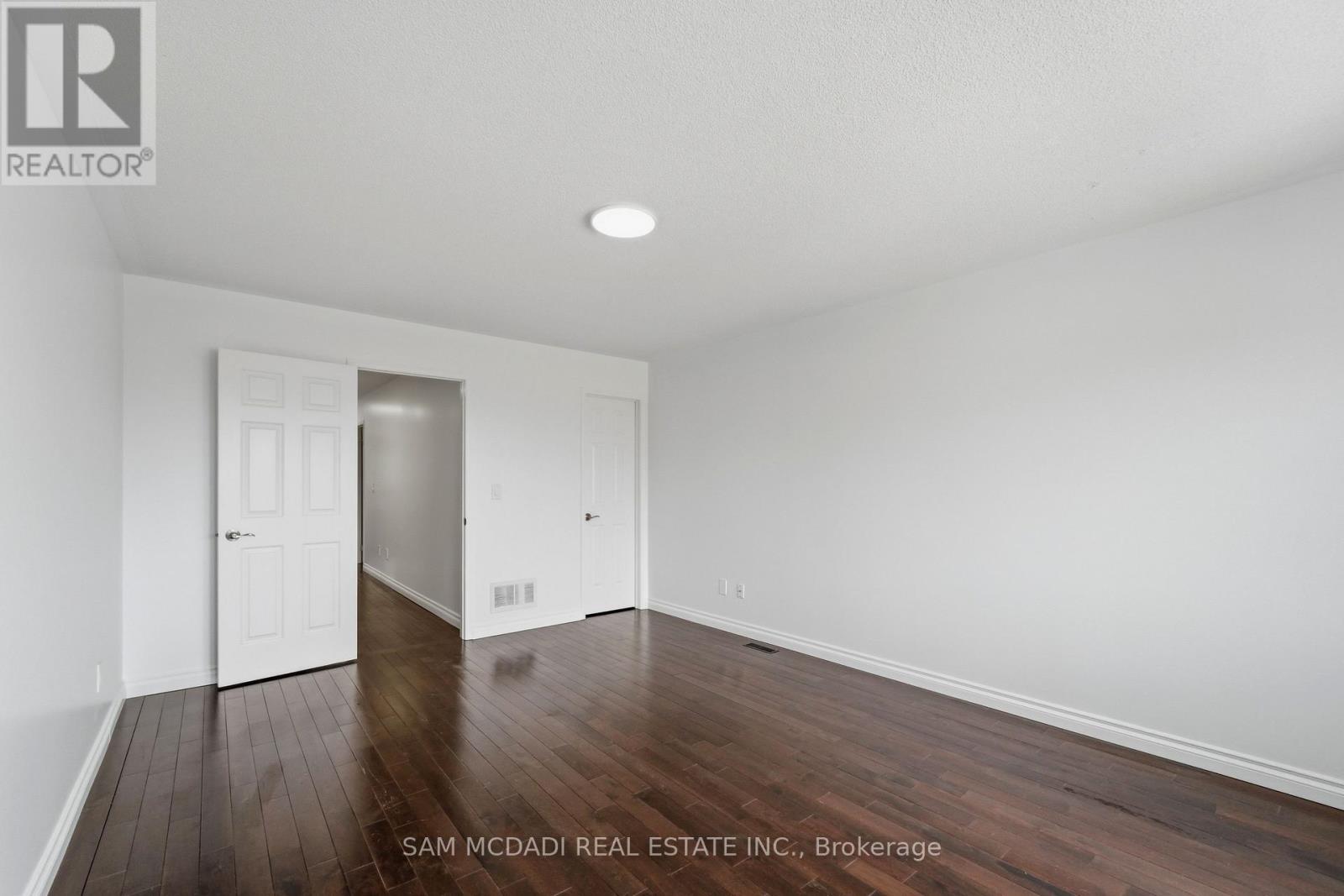 1220 Windbrook Grove, Mississauga, Ontario  L5V 2V1 - Photo 23 - W13162358