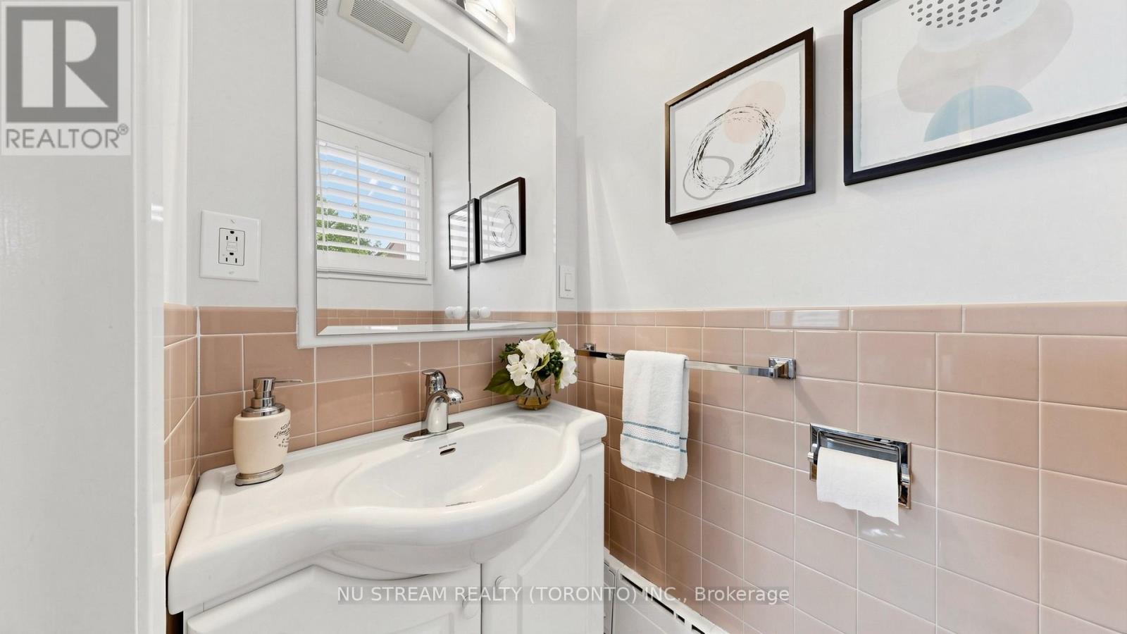 55 Sunvale Drive, Toronto, Ontario  M9R 1Z4 - Photo 22 - W13162378