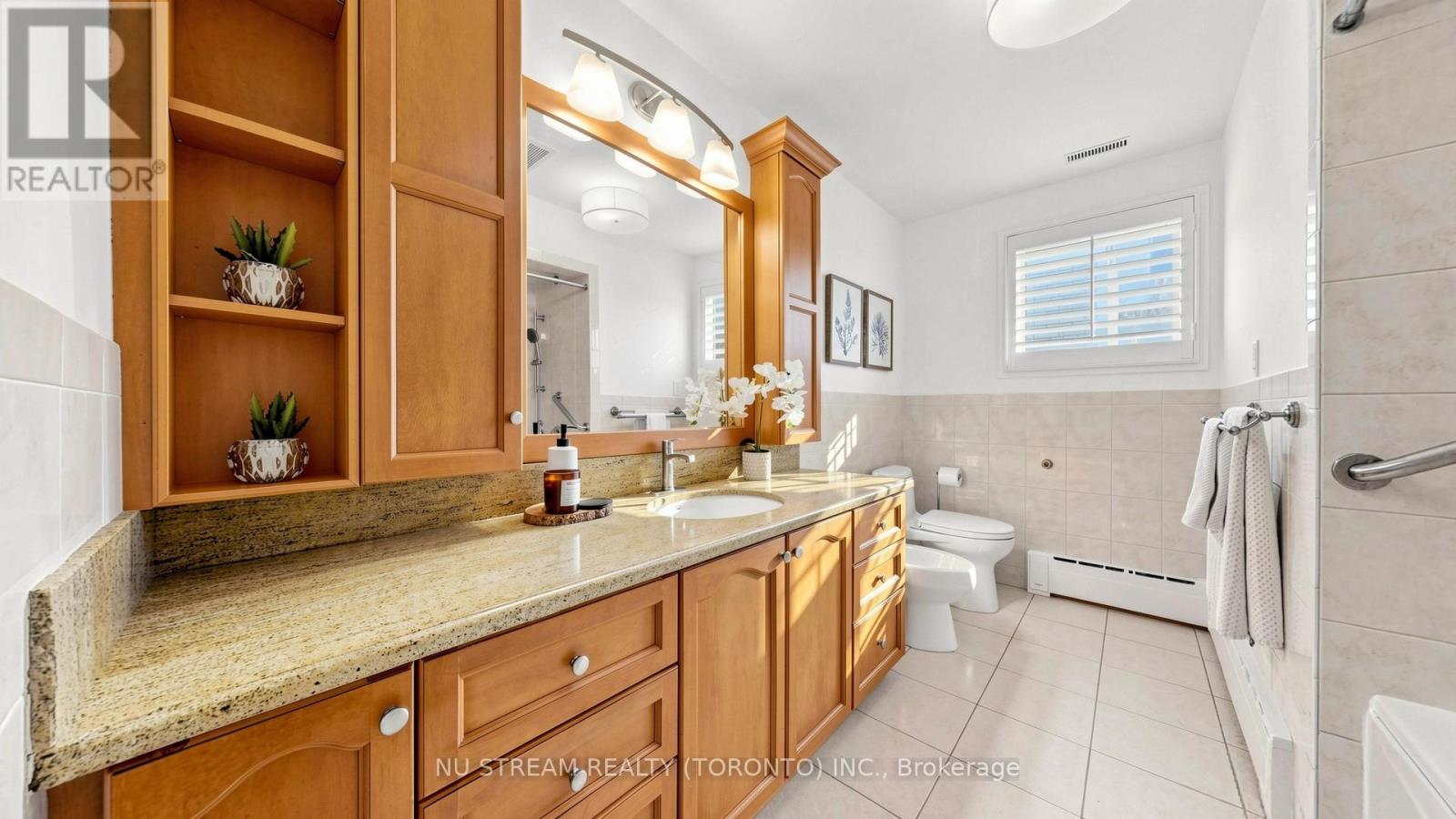 55 Sunvale Drive, Toronto, Ontario  M9R 1Z4 - Photo 27 - W13162378