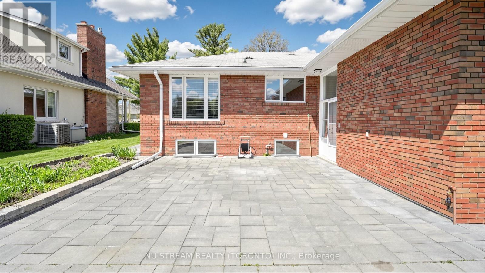 55 Sunvale Drive, Toronto, Ontario  M9R 1Z4 - Photo 45 - W13162378