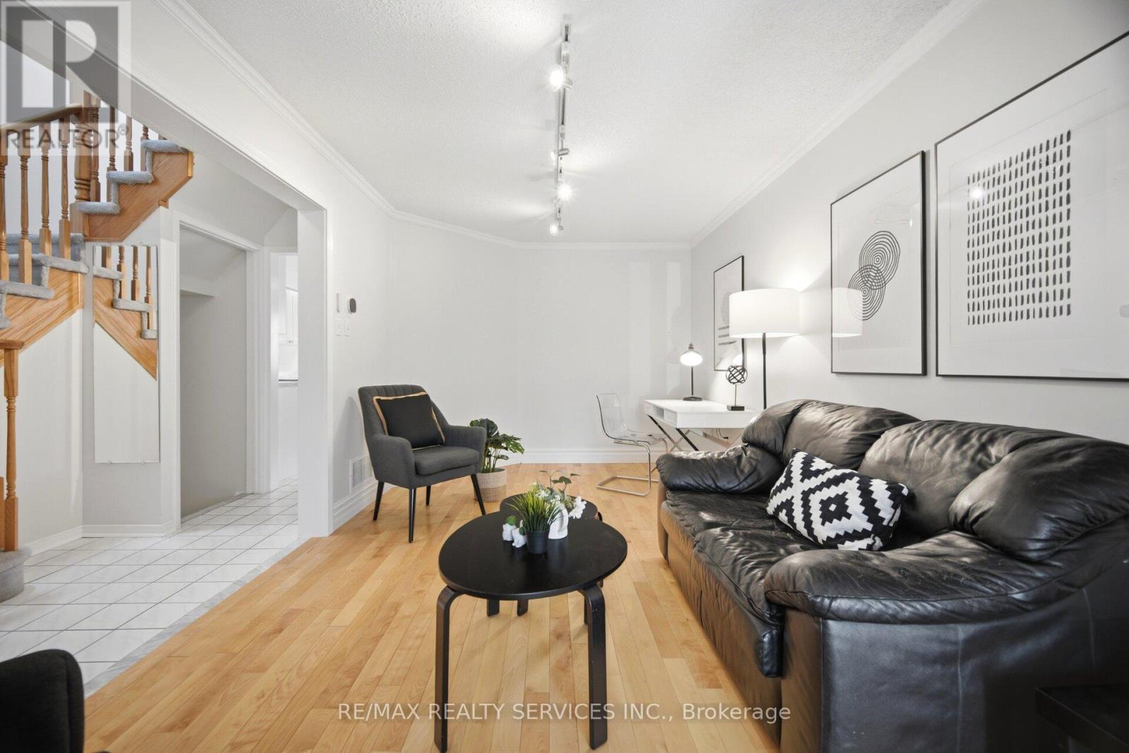 3229 Fanleaf Drive, Mississauga, Ontario  L5N 7C8 - Photo 13 - W13162380