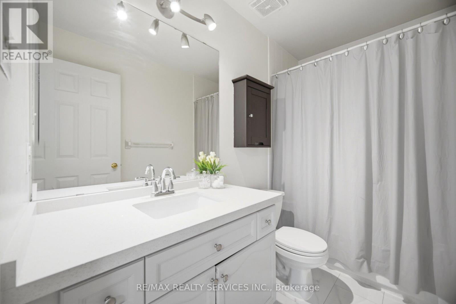 3229 Fanleaf Drive, Mississauga, Ontario  L5N 7C8 - Photo 35 - W13162380