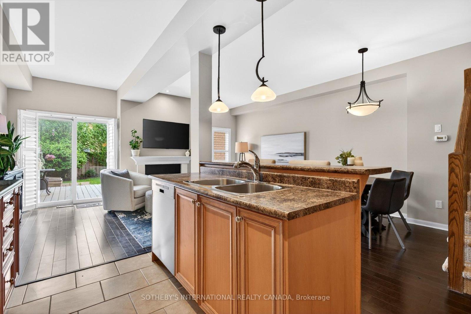2238 Stone Glen Crescent, Oakville, Ontario  L6M 5G6 - Photo 14 - W13162426