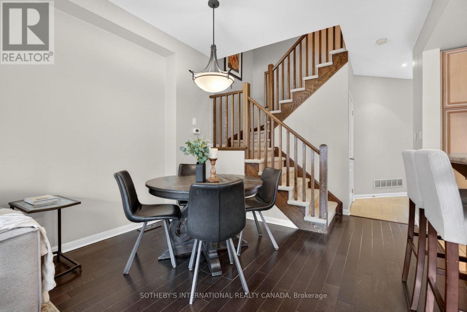 2238 Stone Glen Crescent, Oakville, Ontario  L6M 5G6 - Photo 9 - W13162426