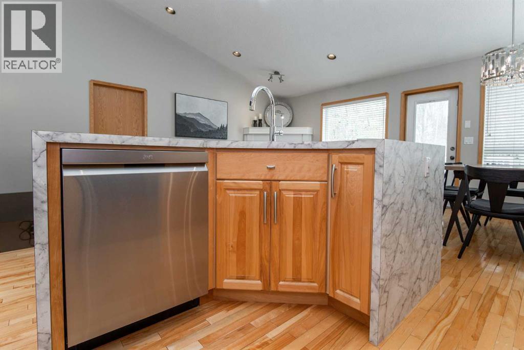 90 Alberts Close, Red Deer, Alberta  T4R 3J7 - Photo 13 - A2312042
