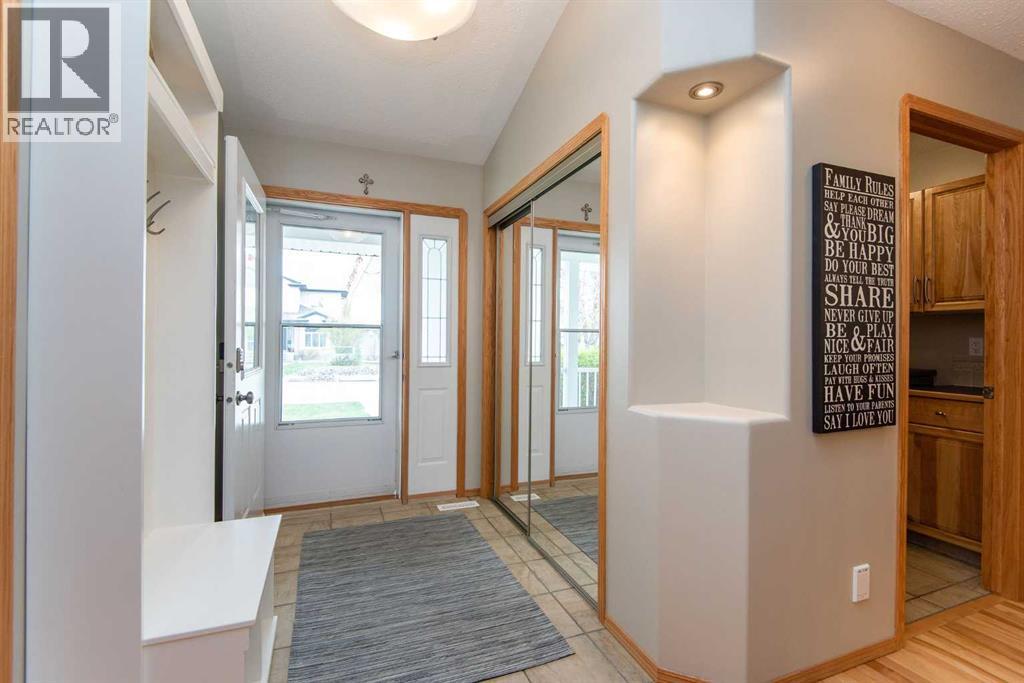 90 Alberts Close, Red Deer, Alberta  T4R 3J7 - Photo 8 - A2312042