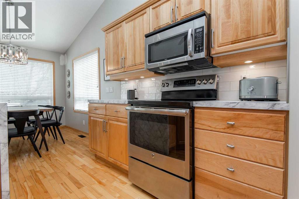90 Alberts Close, Red Deer, Alberta  T4R 3J7 - Photo 12 - A2312042