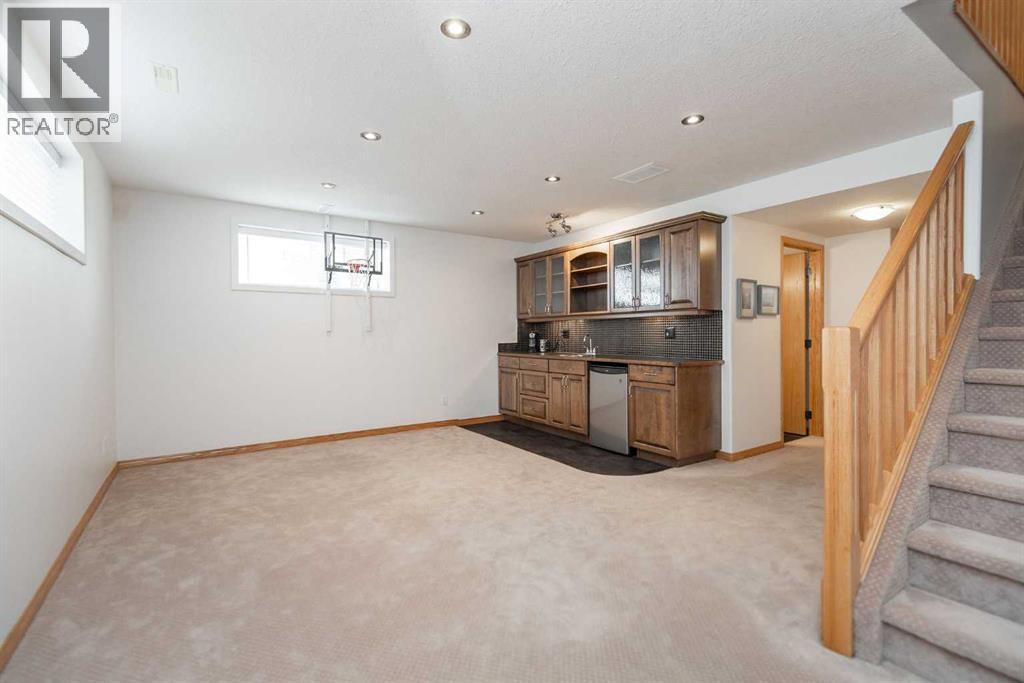 90 Alberts Close, Red Deer, Alberta  T4R 3J7 - Photo 39 - A2312042