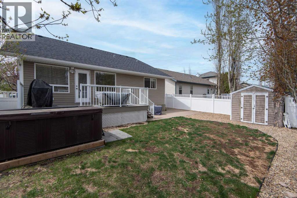 90 Alberts Close, Red Deer, Alberta  T4R 3J7 - Photo 6 - A2312042