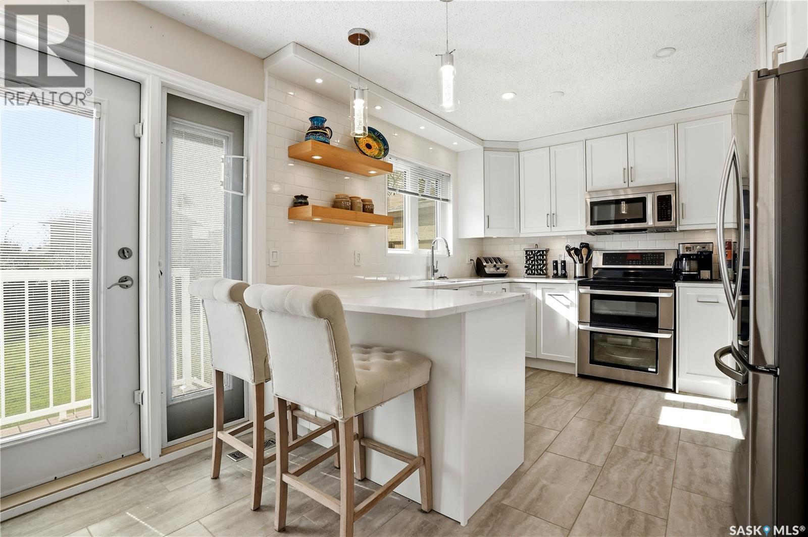 2815 Helmsing Street, Regina, Saskatchewan  S4V 0W7 - Photo 2 - SK036837
