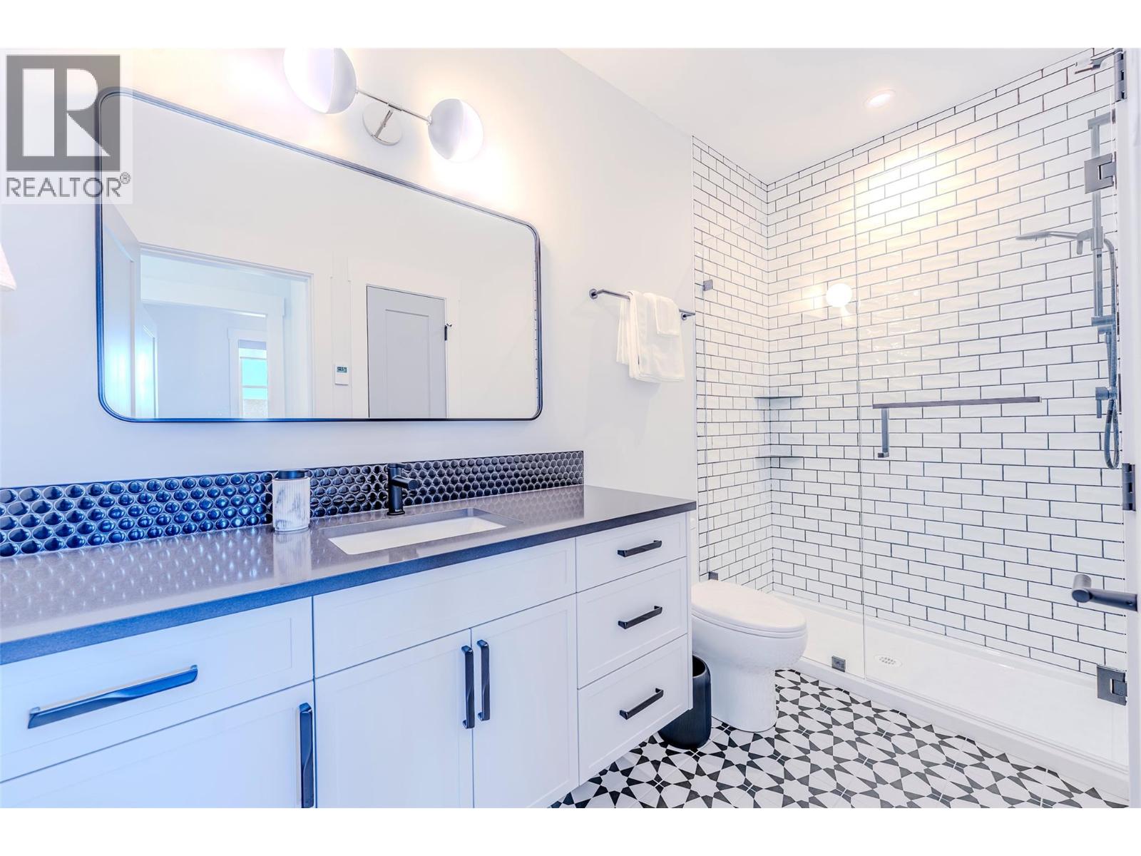 184 Diamond Way, Vernon, British Columbia  V1H 0A2 - Photo 33 - 10386457
