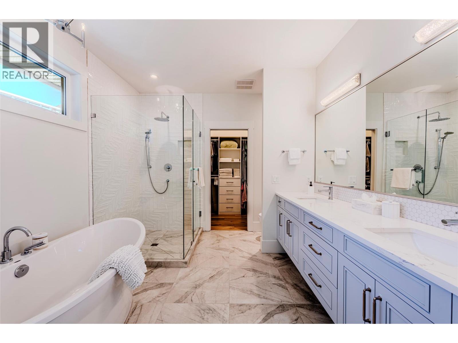 184 Diamond Way, Vernon, British Columbia  V1H 0A2 - Photo 20 - 10386457
