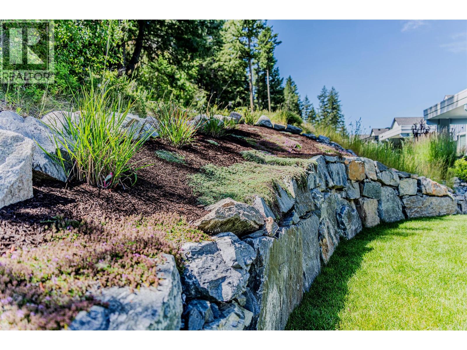 184 Diamond Way, Vernon, British Columbia  V1H 0A2 - Photo 42 - 10386457