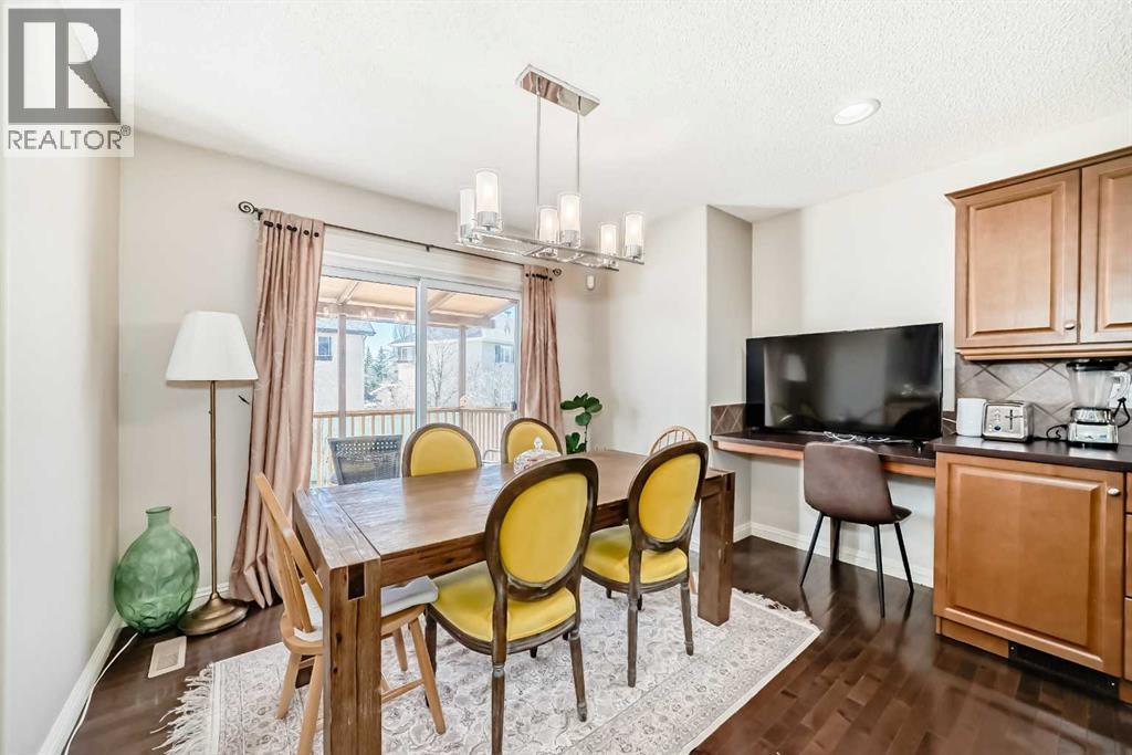 198 Everstone Drive SW, Calgary, Alberta  T2Y 4V1 - Photo 12 - A2304505