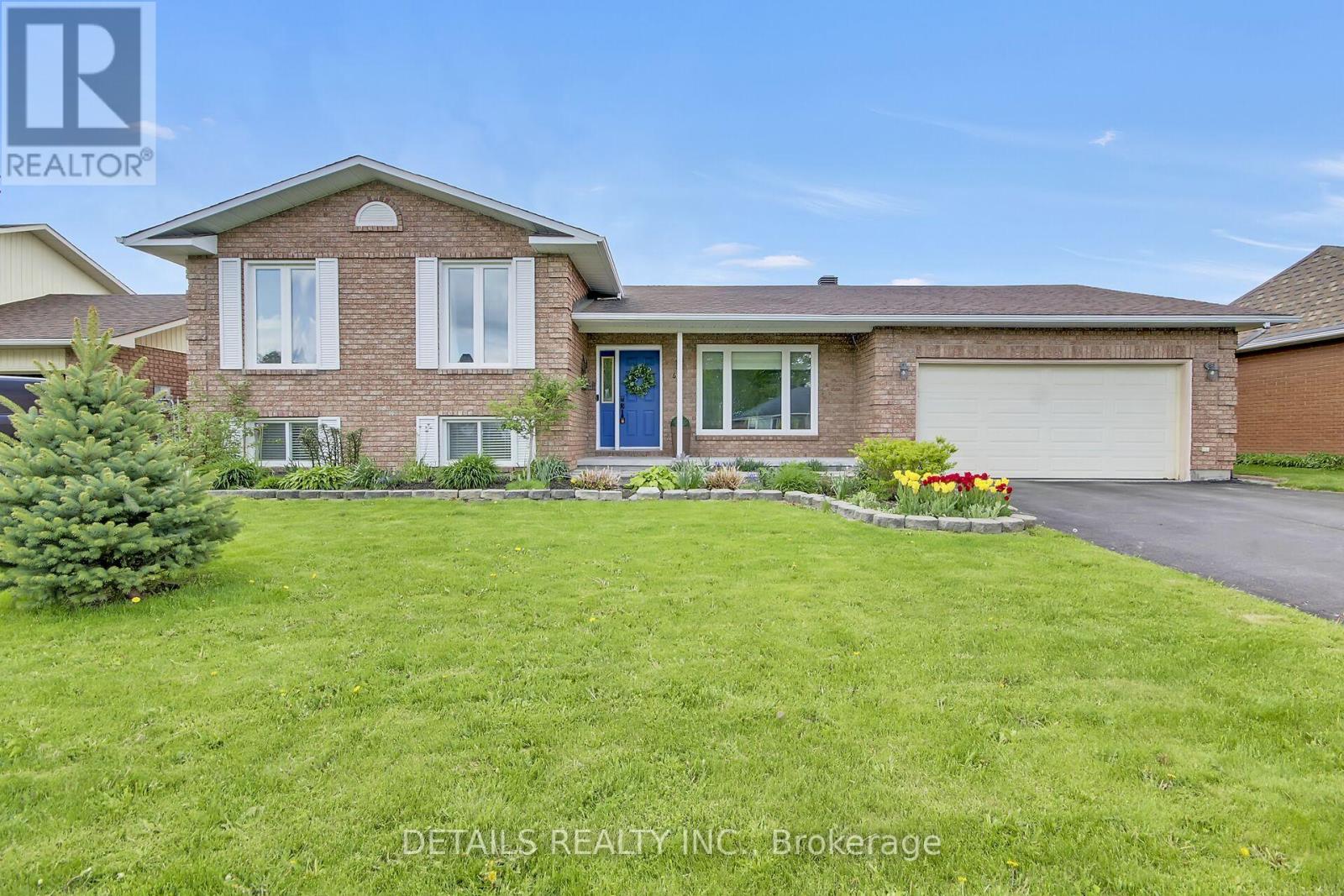 67 LAPOINTE BOULEVARD, Russell, Ontario
