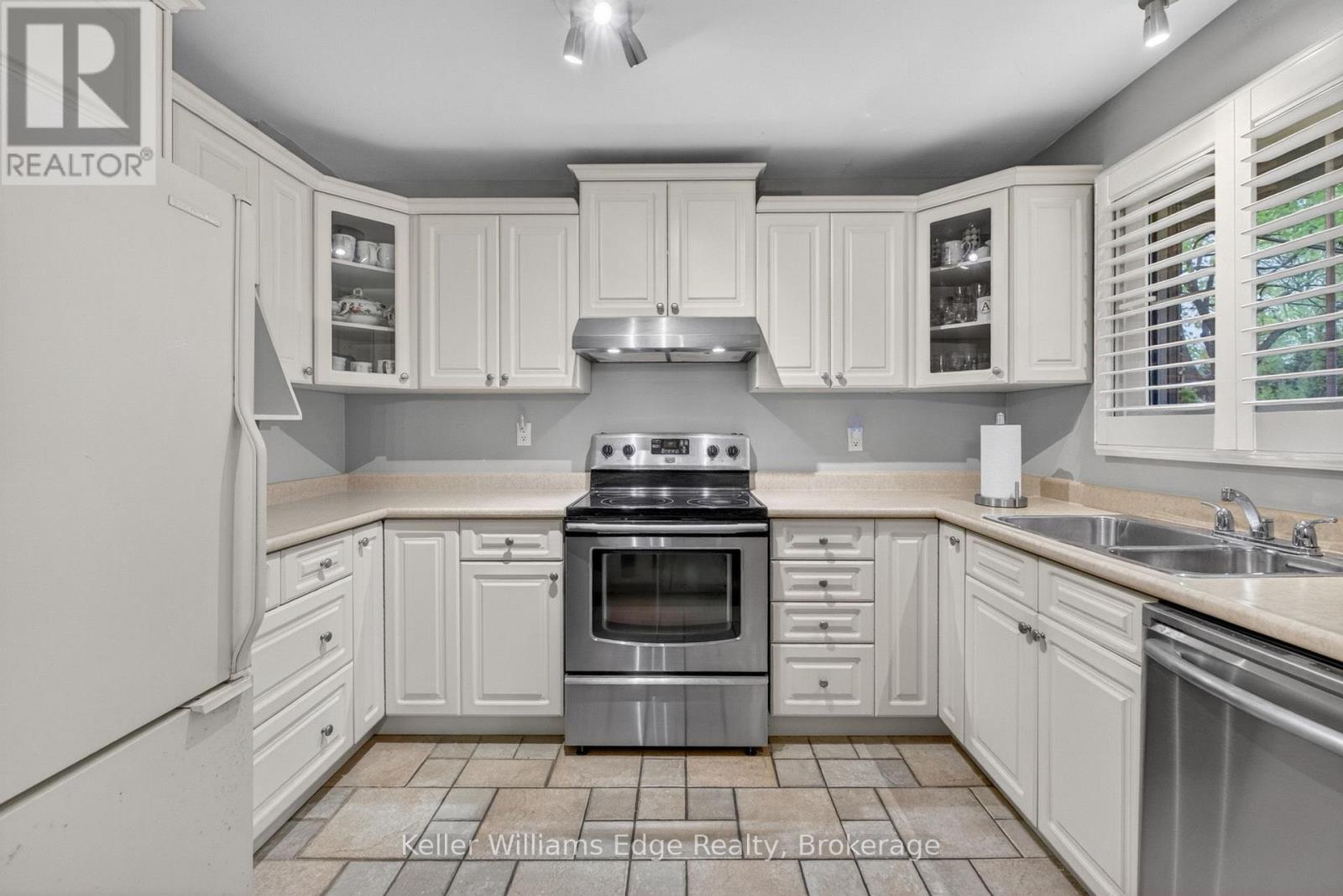 187 Council Crescent, Hamilton, Ontario  L9G 1V2 - Photo 12 - X13162616