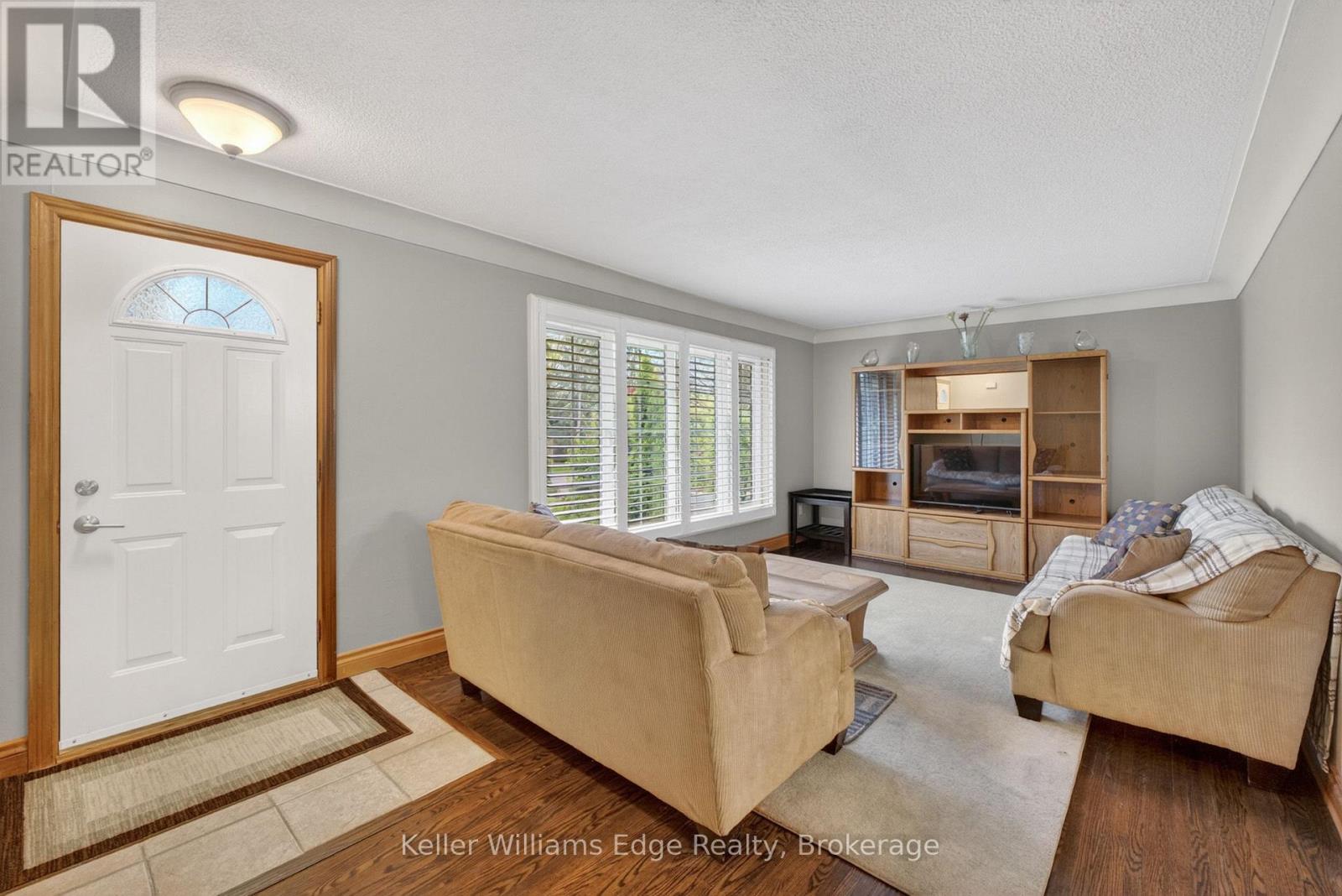 187 Council Crescent, Hamilton, Ontario  L9G 1V2 - Photo 3 - X13162616