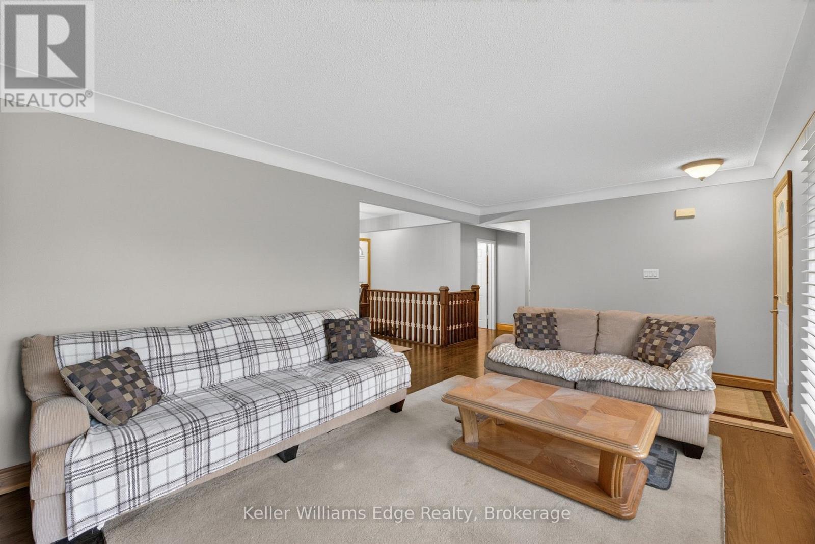 187 Council Crescent, Hamilton, Ontario  L9G 1V2 - Photo 5 - X13162616
