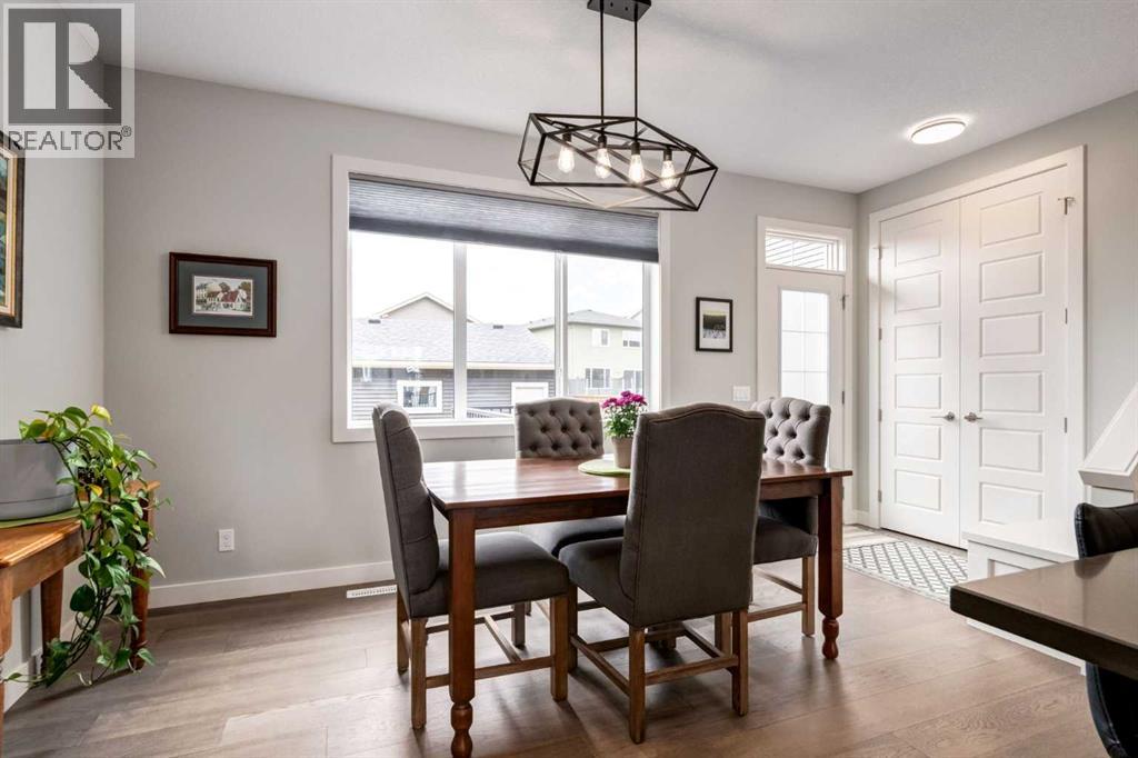 52 Mill Road, Cochrane, Alberta  T4C 3G7 - Photo 10 - A2313341