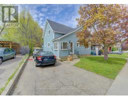 8 MARSHALL STREET, Waterloo, Ontario