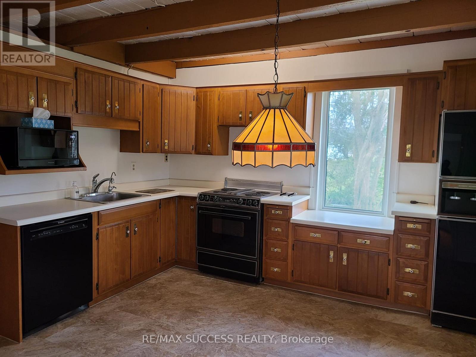 687 New Dundee Road, Kitchener, Ontario  N2P 2N9 - Photo 9 - X13162224