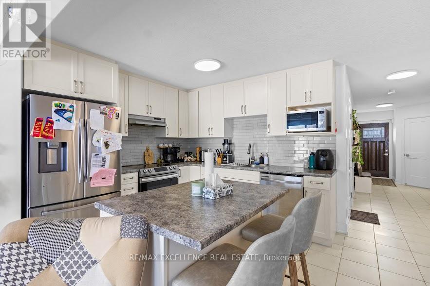 160 Stonebrook Way W, Grey Highlands, Ontario N0C 1H0 - Photo 8 - X13162230