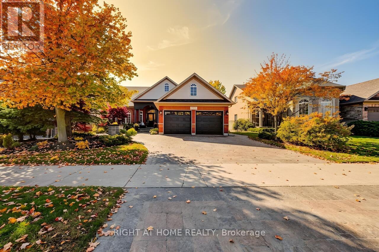 126 Moore Crescent, Hamilton, Ontario  L9G 4Z8 - Photo 3 - X13162266