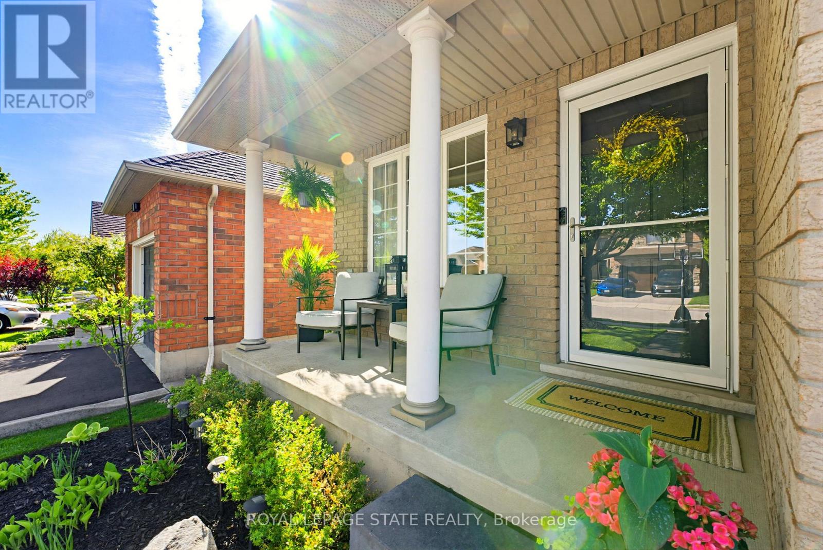 41 Briarose Place, Hamilton, Ontario L9C 7V2 - Photo 3 - X13162312