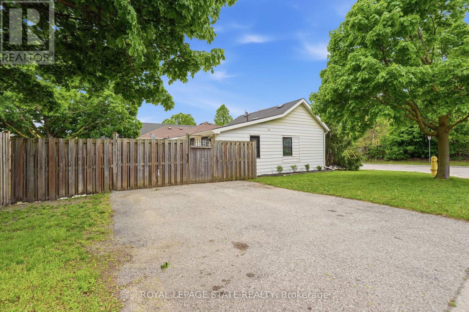 43 Alonzo Street, Brantford, Ontario N3R 1A1 - Photo 24 - X13162330