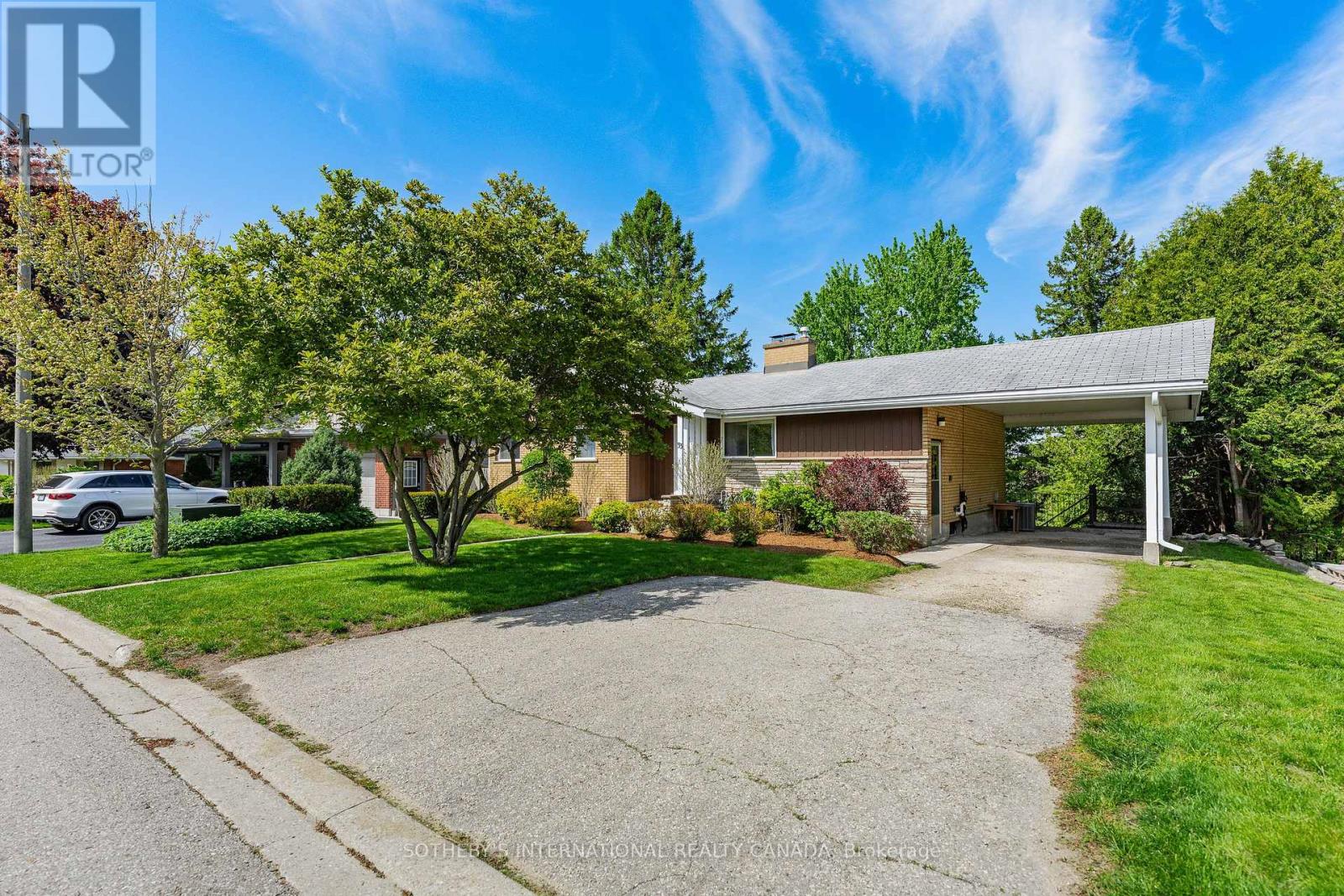 33 Linndale Road, Cambridge, Ontario N1S 3J6 - Photo 3 - X13162444