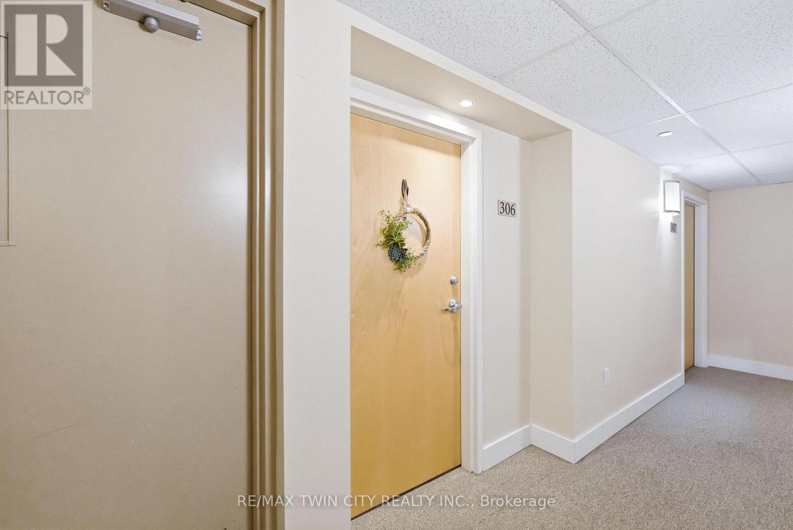 306 - 155 Water Street S, Cambridge, Ontario N1R 3E3 - Photo 3 - X13162456