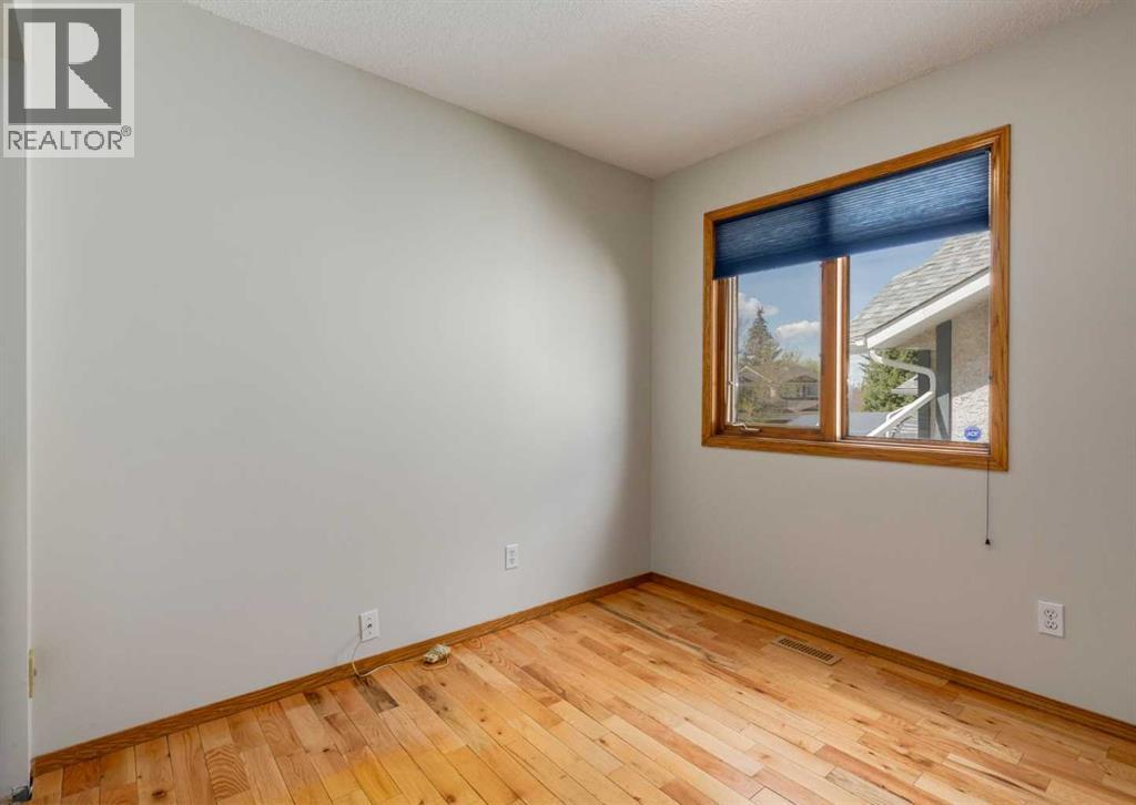 108 Sanderling Rise NW, Calgary, Alberta  T3K 3B3 - Photo 15 - A2313410