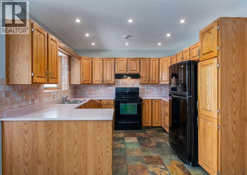 108 Sanderling Rise NW, Calgary, Alberta  T3K 3B3 - Photo 7 - A2313410
