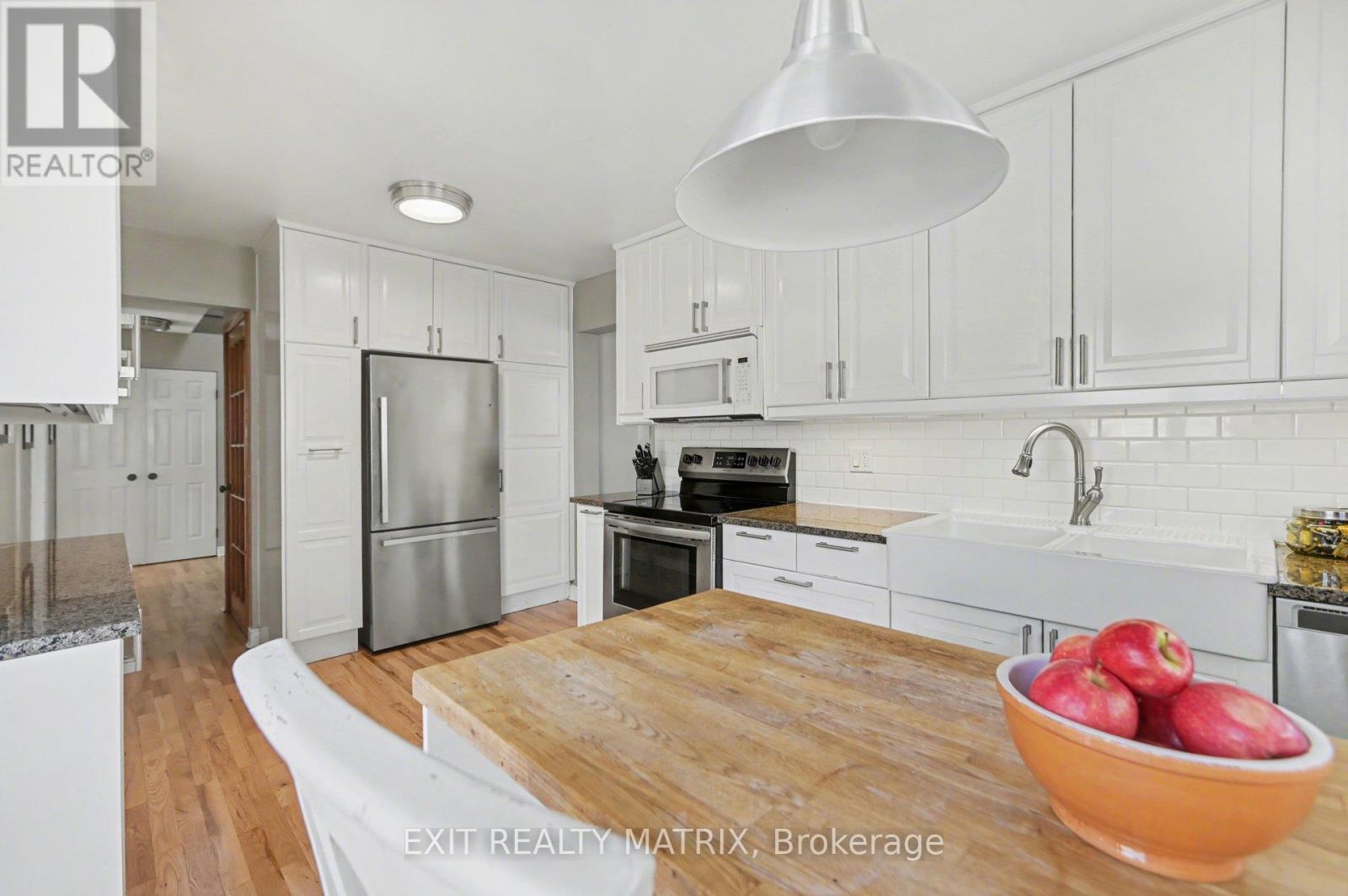 1583 Sunview Drive, Ottawa, Ontario  K1C 5A6 - Photo 11 - X13115512