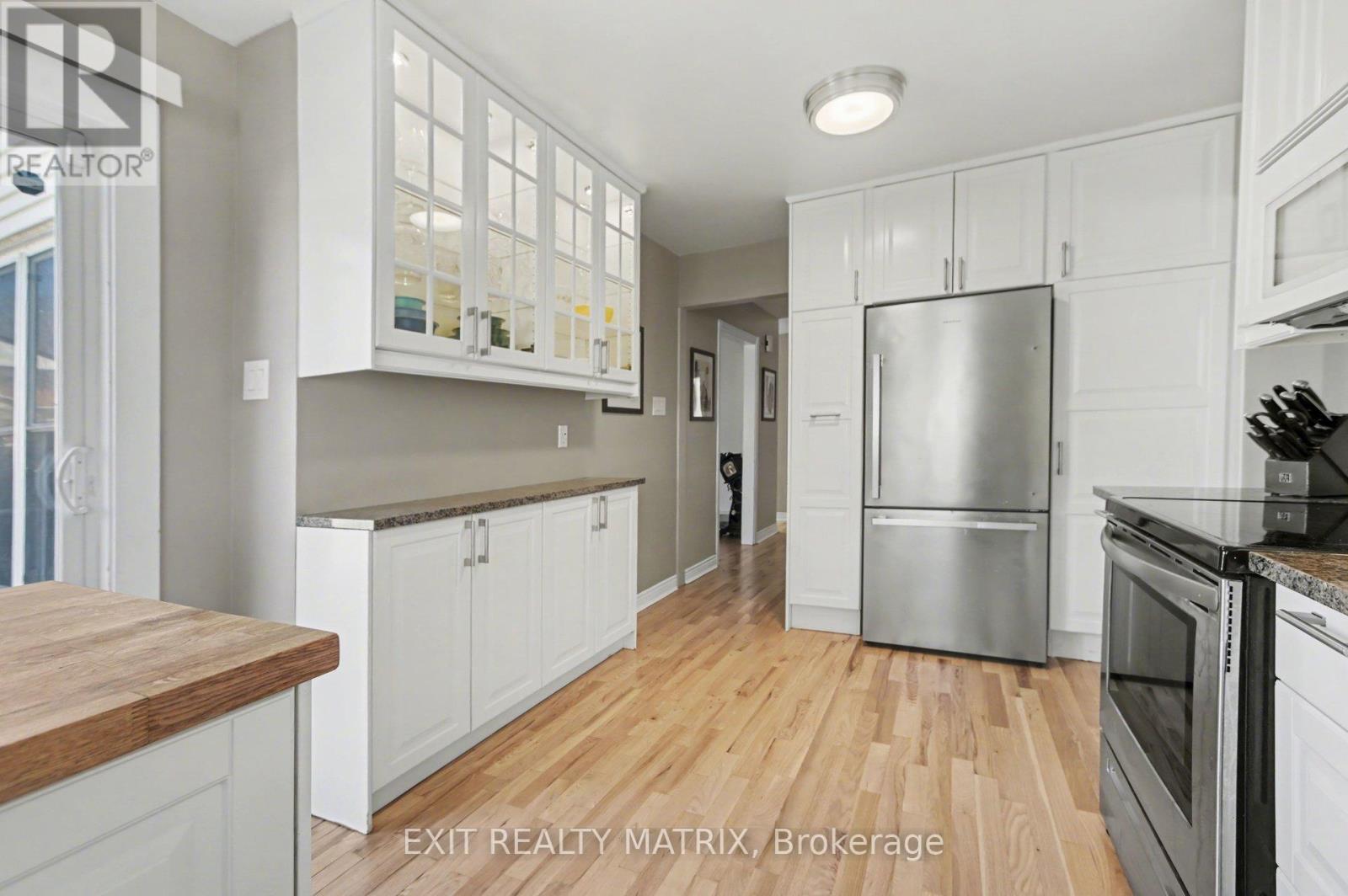 1583 Sunview Drive, Ottawa, Ontario  K1C 5A6 - Photo 14 - X13115512