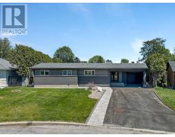 12 LARGO CRESCENT, Ottawa, Ontario
