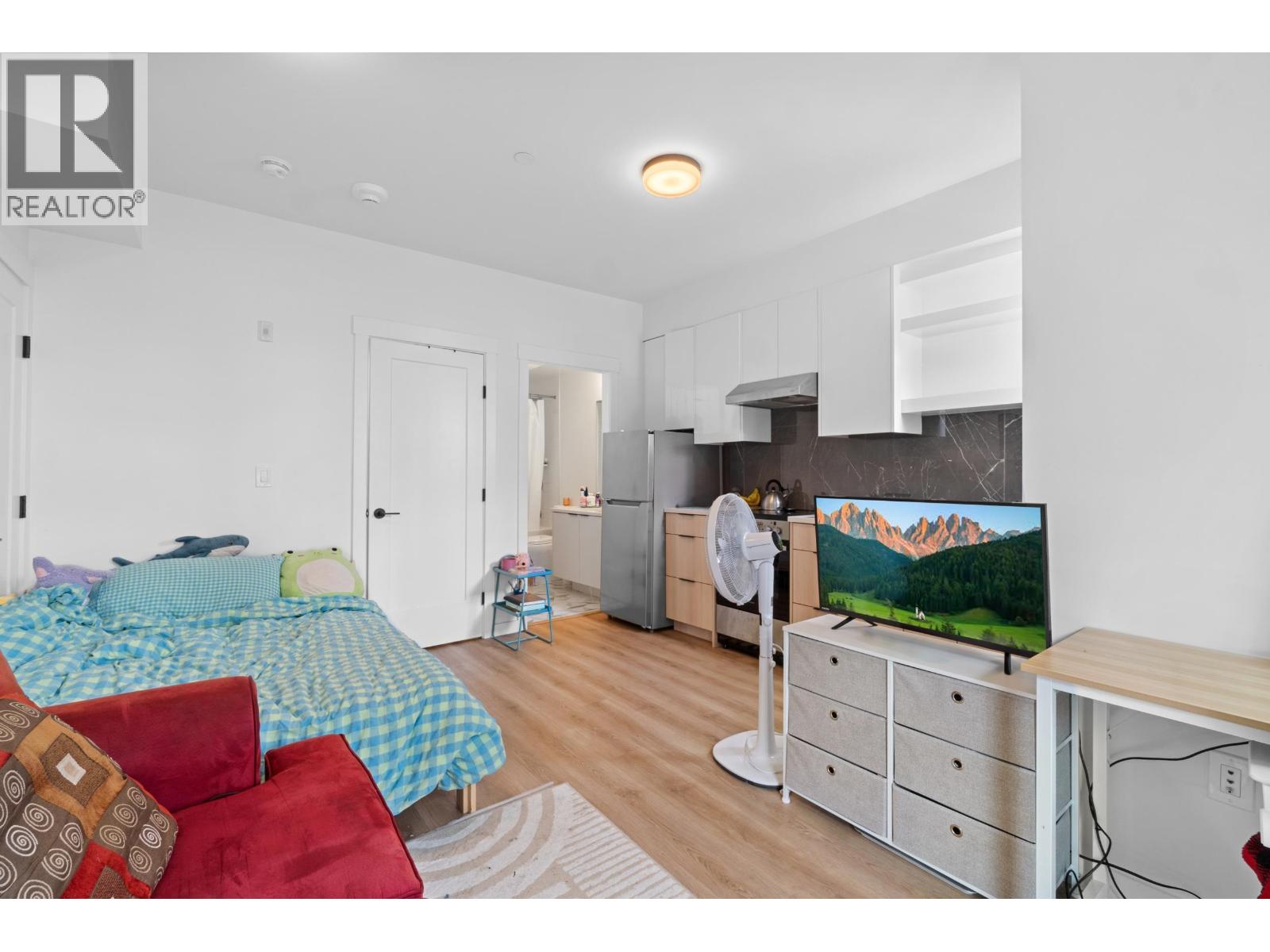 5 237 Ridgeway Avenue, North Vancouver, British Columbia  V7L 0H6 - Photo 4 - R3126803
