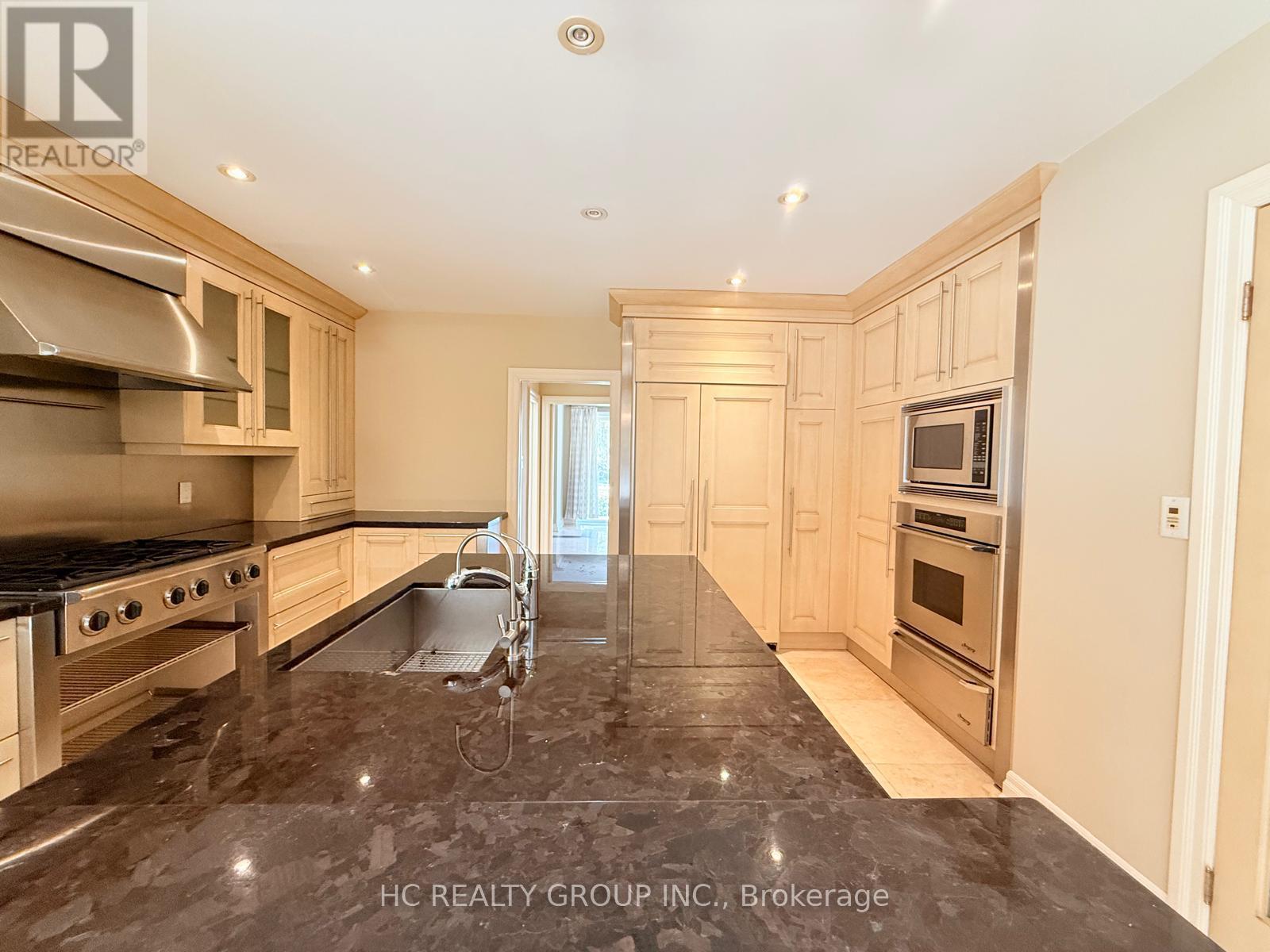 1 Tudor Gate, Toronto, Ontario  M2L 1N3 - Photo 14 - C13162624