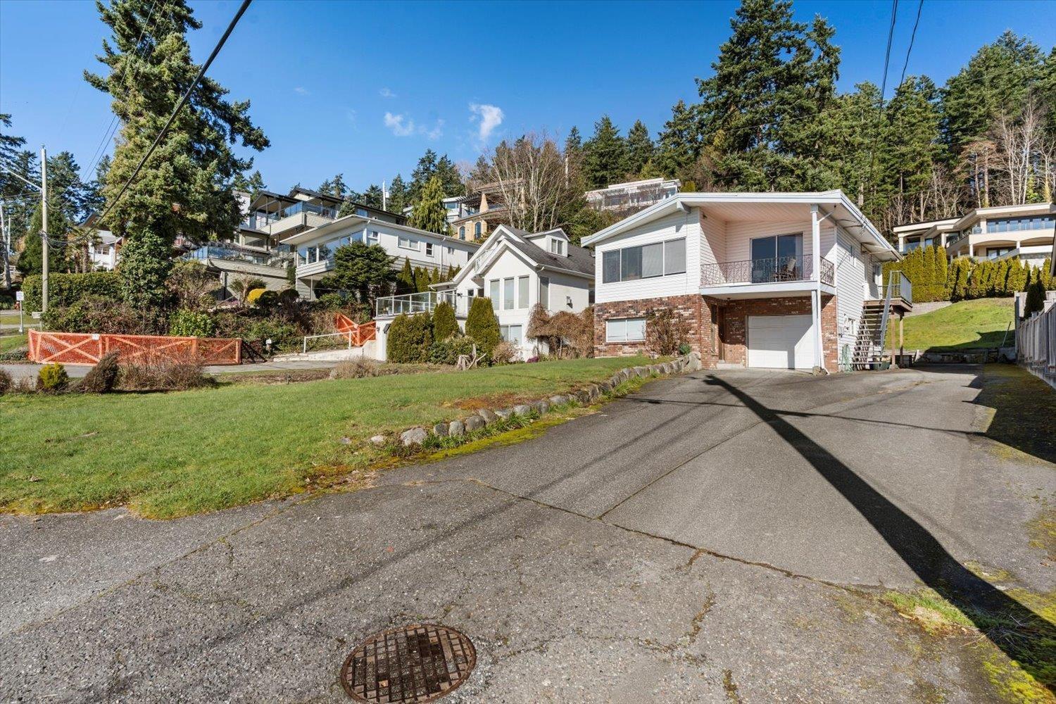 14667 W Beach Avenue, White Rock, British Columbia  V4B 2T9 - Photo 4 - R3096917