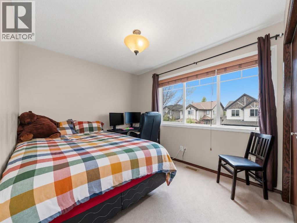 28 Cranberry Lane SE, Calgary, Alberta  T3M 0L5 - Photo 28 - A2313896